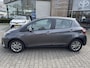Toyota Yaris 1.5 Hybrid Design CRUISE CLIMA NAVI LICHTMETALEN VELGEN
