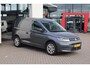 Volkswagen Caddy Cargo 2.0 TDI 122PK / 90kW DSG, NL auto, 1e eigenaar nieuw geleverd en onderhouden, 75 Edition, verwarmbare voorruit, trekhaak, navigatie, Apple Carplay & Android Auto, cruise control, ErgoComfort bestuurdersstoel, lederen bekleding, LED verlichting, 17" LMV, achteruitrijcamera (rear view), parkeersensoren voor en achter (pdc), elektrisch verstel- en verwarmbare buitenspiegels etc.