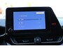 Toyota C-HR / C-HR+ 1.8 HYBRID STYLE STOELVERWARMING AD-CRUISE KEYLESS CAMERA PARK-SENSOREN LM-VELGEN
