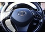 Toyota C-HR / C-HR+ 1.8 HYBRID STYLE STOELVERWARMING AD-CRUISE KEYLESS CAMERA PARK-SENSOREN LM-VELGEN