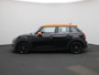 MINI Cooper Mini 1.5 Classic Automaat | Apple/Android Play | Camera | Navi | Sport Stuur/Stoelen | Leder | LED | Keyless | Comfort Pack | Connected Navigation | 12 Maand BOVAG Garantie! |