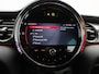 MINI Cooper Mini 1.5 Classic Automaat | Apple/Android Play | Camera | Navi | Sport Stuur/Stoelen | Leder | LED | Keyless | Comfort Pack | Connected Navigation | 12 Maand BOVAG Garantie! |