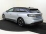 Volkswagen ID.7 Tourer Pro Limited Edition | Achterbank in ongelijke delen neerklapbaar incl. middenarmsteun en doorlaadmogelijkheid | Afstandscontrolesysteem (Front Assist), met voetgangers- en fietsersherkenning | Airconditioning automatisch, 2-zone (Climatronic)