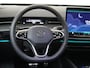 Volkswagen ID.7 Tourer Pro Limited Edition | Achterbank in ongelijke delen neerklapbaar incl. middenarmsteun en doorlaadmogelijkheid | Afstandscontrolesysteem (Front Assist), met voetgangers- en fietsersherkenning | Airconditioning automatisch, 2-zone (Climatronic)
