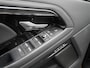 Land Rover Range Rover Evoque 1.5 P300e AWD Autobiography | Panoramadak | Elektrisch verstelbare stoelen | Stoel en stuurverwarming | Elektrisch te openen kofferbak | Head up display | Keyless entry en start | Trekhaak