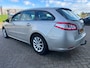 Peugeot 508 SW 1.6 Vti Blue Lease in automaat met trekhaak en parkeersensoren en navigatie en bluetooth telefoon en airco