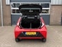 Toyota Aygo 1.0 VVT-i x-play Bi-tone Carplay Camera Lichtmetaal 5 Deurs