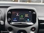 Toyota Aygo 1.0 VVT-i x-play Bi-tone Carplay Camera Lichtmetaal 5 Deurs