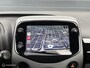 Toyota Aygo 1.0 VVT-i x-play Bi-tone Carplay Camera Lichtmetaal 5 Deurs