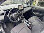 Toyota Corolla Cross Hybrid 140 Style | Elektrische achterklep, Stoel + Stuurverwarming, Keyless, 18 inch, Parkeersensoren, Dodehoekherkenning