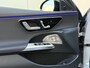 Mercedes-Benz E-klasse 300 e Sport Edition AMG Night Hyperscreen Alpinegrijs Panodak In Car Camera Sfeer Plug In