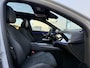 Mercedes-Benz E-klasse 300 e Sport Edition AMG Night Hyperscreen Alpinegrijs Panodak In Car Camera Sfeer Plug In