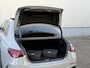 Mercedes-Benz E-klasse 300 e Sport Edition AMG Night Hyperscreen Alpinegrijs Panodak In Car Camera Sfeer Plug In
