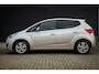 Hyundai ix20 1.6i GO! | Cruise | Clima | Navi | PDC met camera | Metalic | Elektr. ramen |