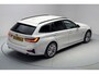 BMW 3-Serie 320e Business Edition Plus Aut. [ Adapt.cruise H/K Leder Sportstoelen ]