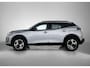 Peugeot 2008 1.2 Hybrid Allure 145pk Automaat | 8 JAAR GARANTIE | Camera Voor + Achter | Navigatie | Adaptieve Cruise Control | Dodehoekdetectie | LED | 17"LMV | Apple Carplay/Android Auto |