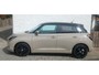 Suzuki Swift 1.2 Smart Hybrid Select zwart dak .