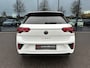 Volkswagen T-Roc 1.5 TSI R-Line | Black style | Panoramadak | 19 inch | Camera | Keyless | Dode hoek | Rijklaar incl. garantie
