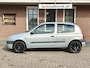 Renault Clio 1.2 RN, DISTRIBUTIERIEM VV / TREKHAAK