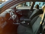 Toyota RAV4 2.0 VVTi Linea Sol mooie Youngtimer met stoer reservewiel achterop!