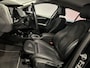 BMW 1-Serie 118i Introduction Edition | Leder | Stoelverwarming | Climate control | 18" Velgen |