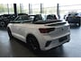 Volkswagen T-Roc Cabrio 1.5 TSI 3X R-LINE Black Style leer trekhaak 19 inch 150 pk !!