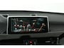 BMW X1 SDrive20i Centennial High Executive (PANORAMADAK, TREKHAAK, STOELVERWARMING, HEAD-UP DISPLAY, DEALER ONDERHOUDEN)