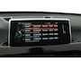 BMW X1 SDrive20i Centennial High Executive (PANORAMADAK, TREKHAAK, STOELVERWARMING, HEAD-UP DISPLAY, DEALER ONDERHOUDEN)