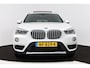 BMW X1 SDrive20i Centennial High Executive (PANORAMADAK, TREKHAAK, STOELVERWARMING, HEAD-UP DISPLAY, DEALER ONDERHOUDEN)
