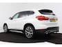 BMW X1 SDrive20i Centennial High Executive (PANORAMADAK, TREKHAAK, STOELVERWARMING, HEAD-UP DISPLAY, DEALER ONDERHOUDEN)