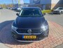 Volkswagen T-Roc 1.5 TSI Style Business | 150 Pk | Automaat | Trekhaak | Navi | Clima | Pdc | A-Camera | LED | 32.210Km !! |