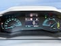 Peugeot e-2008 EV 50kWh 136pk Style | 3-fase | Carplay / Android auto | Parkeerhulp | Climate control | All-seasons
