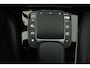 Mercedes-Benz A-klasse 180 Business Solution AMG (PANORAMADAK, STOELVERWARMING, CAMERA, ELEKTR STOELEN, NAVIGATIE, CRUISE CONTROL)