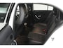Mercedes-Benz A-klasse 180 Business Solution AMG (PANORAMADAK, STOELVERWARMING, CAMERA, ELEKTR STOELEN, NAVIGATIE, CRUISE CONTROL)