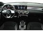 Mercedes-Benz A-klasse 180 Business Solution AMG (PANORAMADAK, STOELVERWARMING, CAMERA, ELEKTR STOELEN, NAVIGATIE, CRUISE CONTROL)