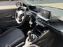 Peugeot 208 1.2 PureTech Active Pack - 45.000 KM - Apple CarPlay / Navigatie I Airco I LED I PDC I Dealer onderhouden