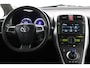 Toyota Auris 1.8 Full Hybrid Executive | Parkeersensoren | Climate-Control | Navigatie |