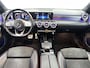 Mercedes-Benz A-klasse 180 Business Solution AMG (SFEERVERLICHTING, CAMERA, NAVIGATIE, STOELVERWARMING, GOED ONDERHOUDEN)
