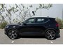 Volvo XC40 1.5 T5 Recharge Business Pro | Plug-in Hybrid (PHEV) | 360 Graden Camera | Parkeersensoren | Trekhaak | Keyless Entry | Apple Carplay | Android Auto | Navigatie | BLIS | Cruise Control Adaptief | Lichtmetalen Velgen 19 inch