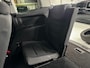 Volkswagen Touran COMFORTLINE / 7-Persoons / Panorama dak / Auto fileparkeren / Stoelverwarming