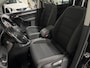Volkswagen Touran COMFORTLINE / 7-Persoons / Panorama dak / Auto fileparkeren / Stoelverwarming