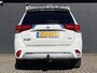 Mitsubishi Outlander 2.4 PHEV Intense+ 4WD 225 pk AUT. | dealer onderhouden | navigatie | trekhaak | leder/alcantara | camera
