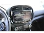 Kia e-Soul ExecutiveLine 64 kWh LEDER, SCHUIFDAK, 2 LAADKABELS, STOEL- STUUR VERWARMING