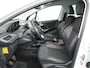Peugeot 2008 1.2 PureTech Allure - Navigatie - Climate Controle - Trekhaak - Cruise Control