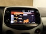 Toyota Aygo 1.0 VVT-i x-play - APPLE CARPLAY/ANDROID AUTO - CAMERA - ELEKTRISCHE RAMEN VOORZIJDE - AIRCO - MULTIFUNCTIONEEL STUURWIEL - CENTRALE VERGRENDELING