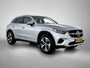 Mercedes-Benz GLC 300 e 4MATIC Plug-In Hybride Trekhaak | Stoelverwarming voor en achter | Memory voorstoelen | Stuurverwarming | Parkeerpakket met achteruitcamera. Inclusief 24 maanden MB Certified garantie voor Europa.
