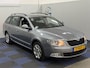 Skoda Superb Combi 1.8 TSI Comfort / NIEUWE DISTRIBUTIEKETTING / AUTOMAAT / NAVI-MULTIEMEDIA / DEALER ONDERHOUDEN