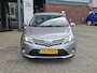Toyota Avensis 1.8 VVTi DYNAMIC TREKHAAK CAMERA CLIMA CRUISE LM-VELGEN BLUETOOTH NL-AUTO 100% DEALERONDERHOUDEN