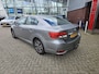 Toyota Avensis 1.8 VVTi DYNAMIC TREKHAAK CAMERA CLIMA CRUISE LM-VELGEN BLUETOOTH NL-AUTO 100% DEALERONDERHOUDEN