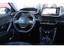 Peugeot 2008 1.2 100PK ALLURE PACK | ACHTERUITRIJ CAMERA | NAVIGATIE | APPLE CARPLAY/ANDROID AUTO | CRUISE CONTROL | DAB+ RADIO | KEYLESS START | CLIMATE CONTROL | ZWART DAK | 3-D COCKPIT | LED KOPLAMPEN | LICHTMETALEN VELGEN 17" |